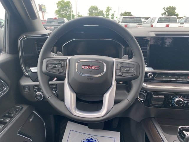 New 2025 GMC Sierra 1500 SLT w/ SLT Premium Plus Package image 15