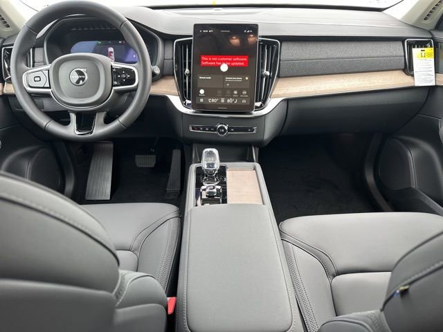 New 2026 Volvo XC90 B6 Plus w/ Protection Package Premier image 11