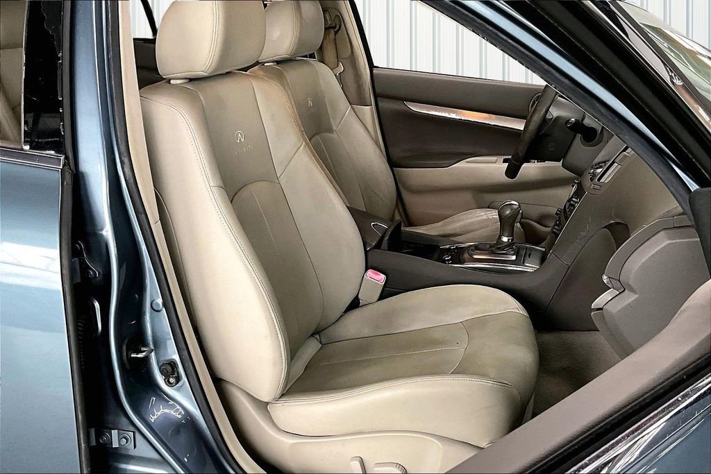 Used 2010 INFINITI G37 x w/ Premium Pkg image 29