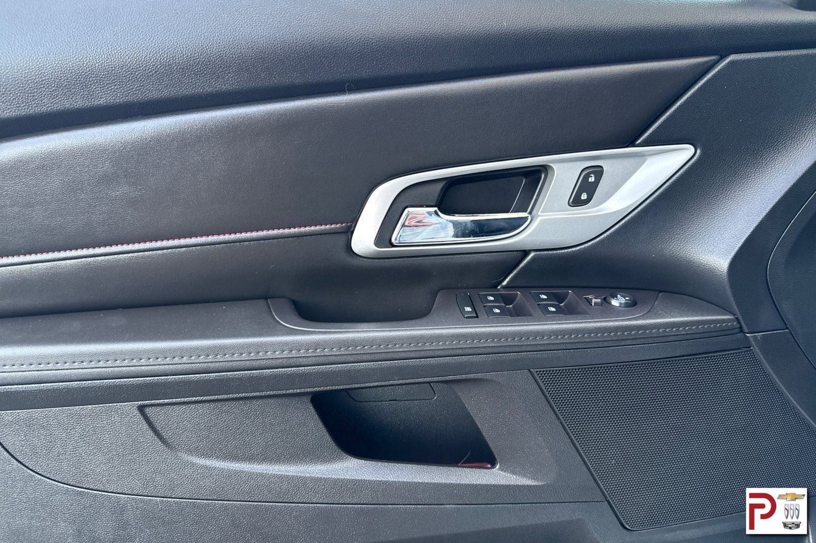 Used 2017 GMC Terrain SLE FWD image 11