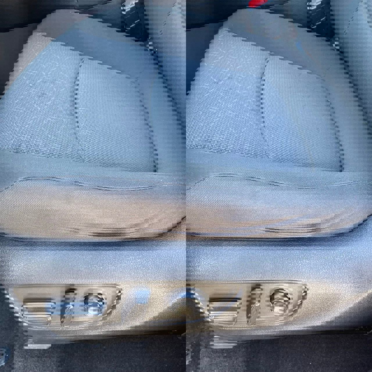 Used 2024 Toyota RAV4 XLE image 23