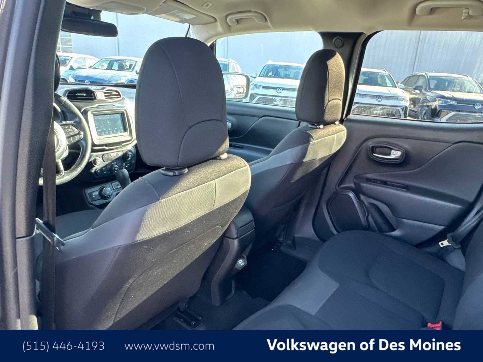 Used 2019 Jeep Renegade Altitude w/ Quick Order Package 2XM image 13