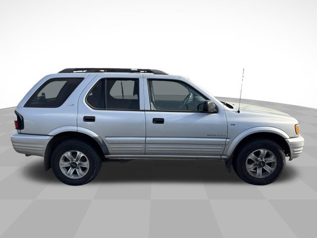 Used 2001 Isuzu Rodeo S RWD image 4