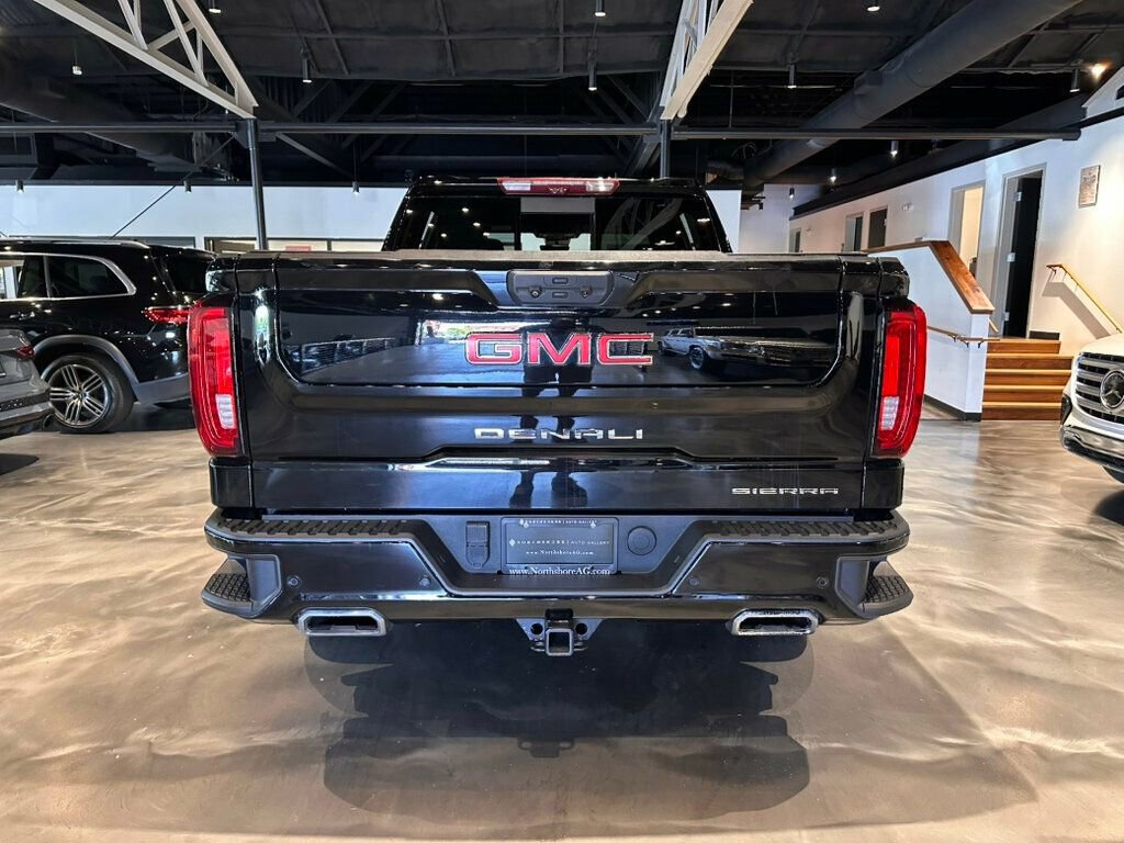 Used 2022 GMC Sierra 1500 Denali w/ Technology Package AWD/4WD image 4