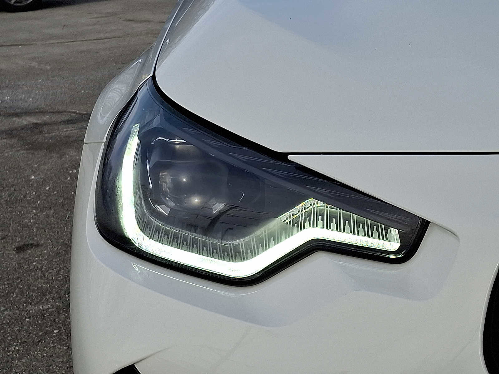 Used 2023 BMW M240i xDrive Coupe w/ Premium Package image 9