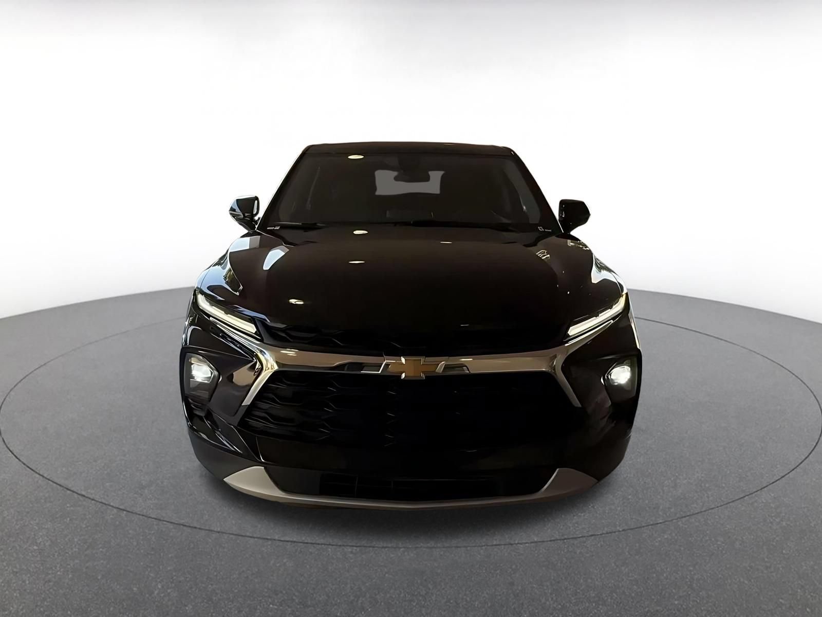 Used 2026 Chevrolet Blazer LT FWD image 4