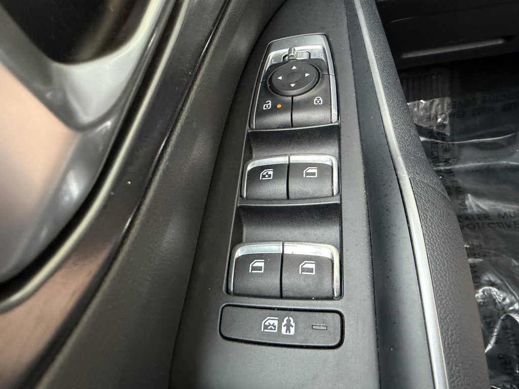 Used 2024 Kia Sorento S w/ Panoramic Sunroof Package image 28