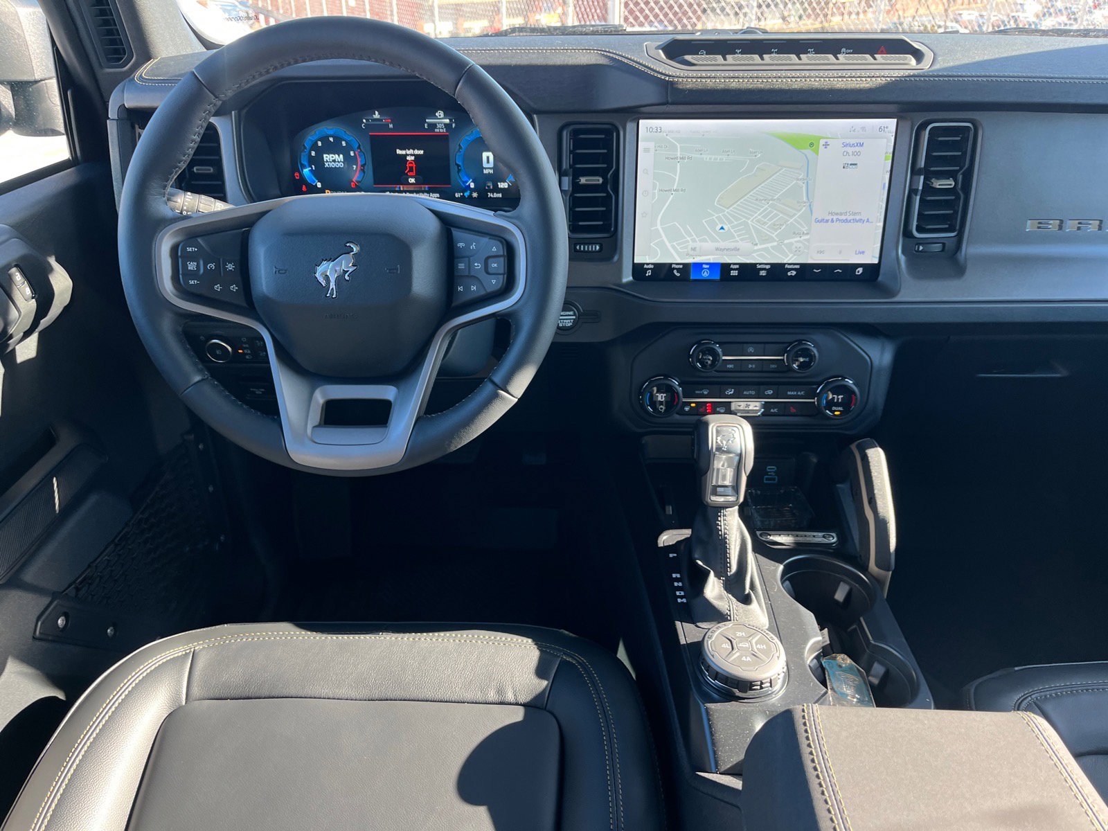 New 2025 Ford Bronco Badlands image 7