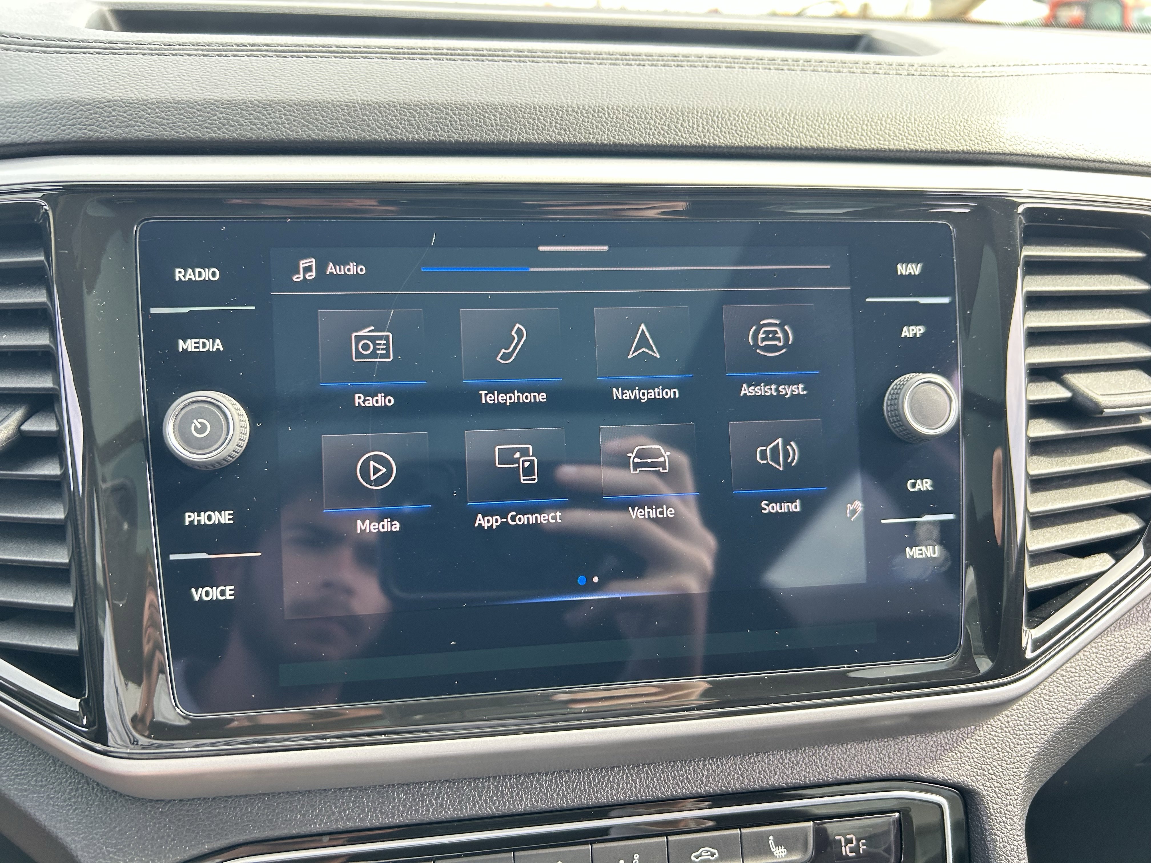 Certified 2023 Volkswagen Atlas SEL R-Line AWD/4WD image 12