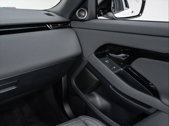 New 2026 Land Rover Range Rover Evoque Hoxton AWD/4WD image 31