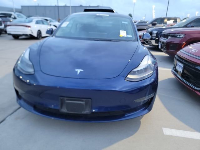 Used 2022 Tesla Model 3 Long Range image 2
