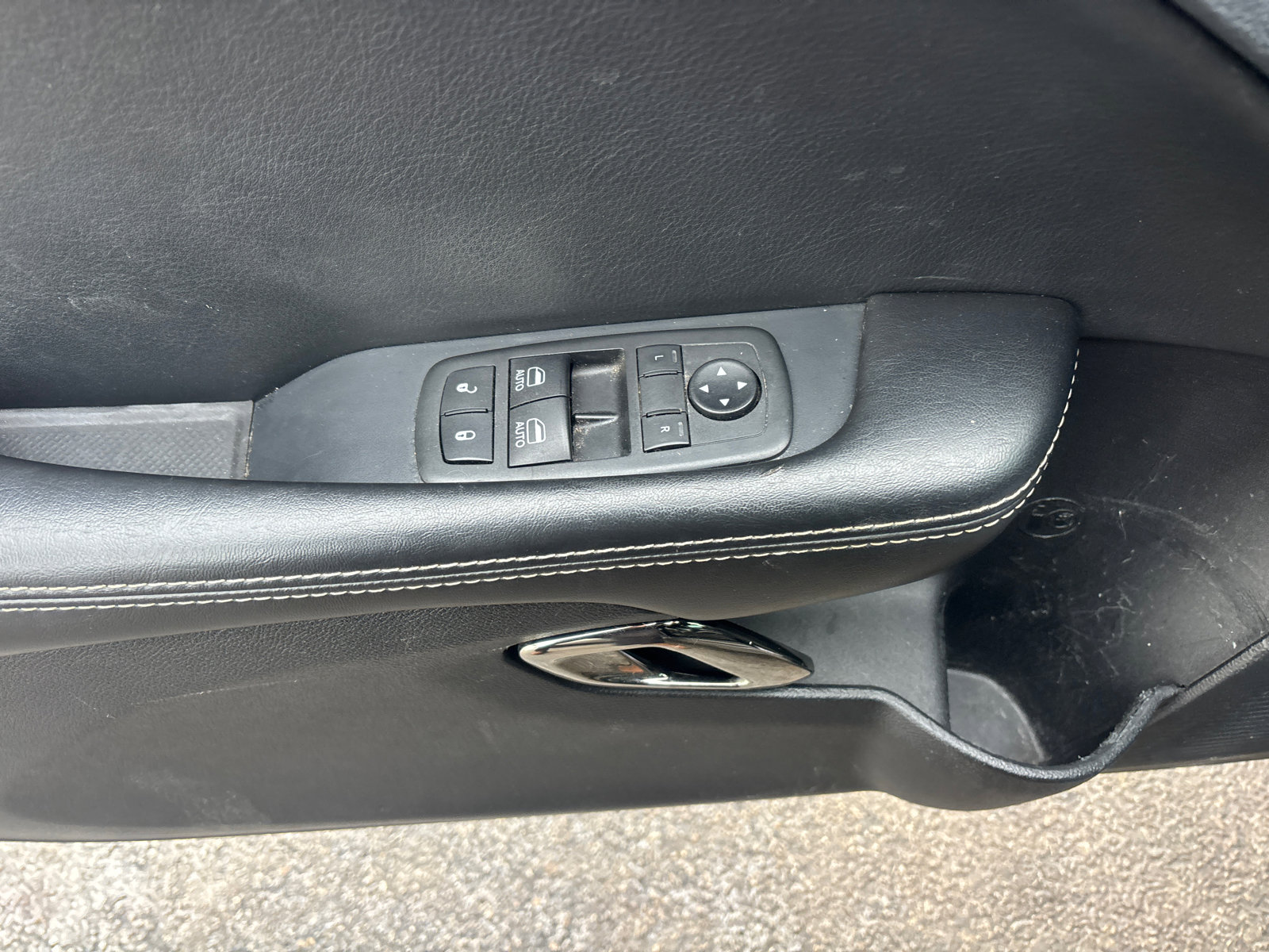 Used 2019 Dodge Challenger SRT Hellcat Redeye image 13