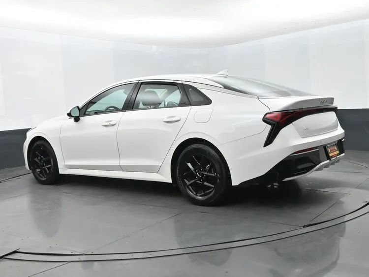 Used 2025 Kia K5 LXS FWD image 9
