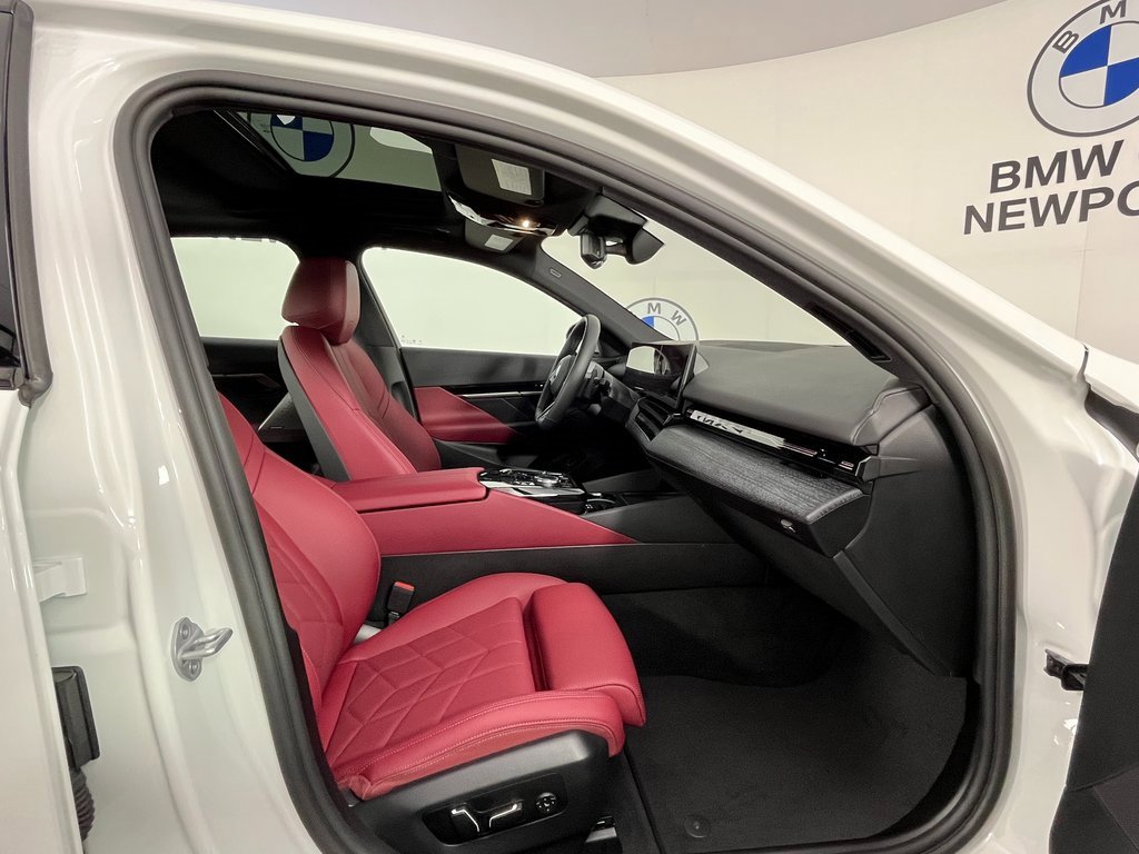 Certified 2026 BMW 530i xDrive w/ M Sport Package image 24