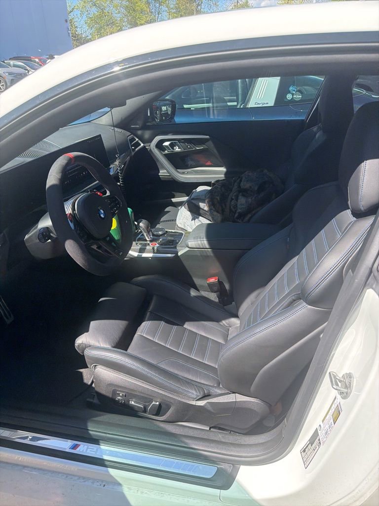 Used 2025 BMW M2 w/ Lighting Package RWD image 9