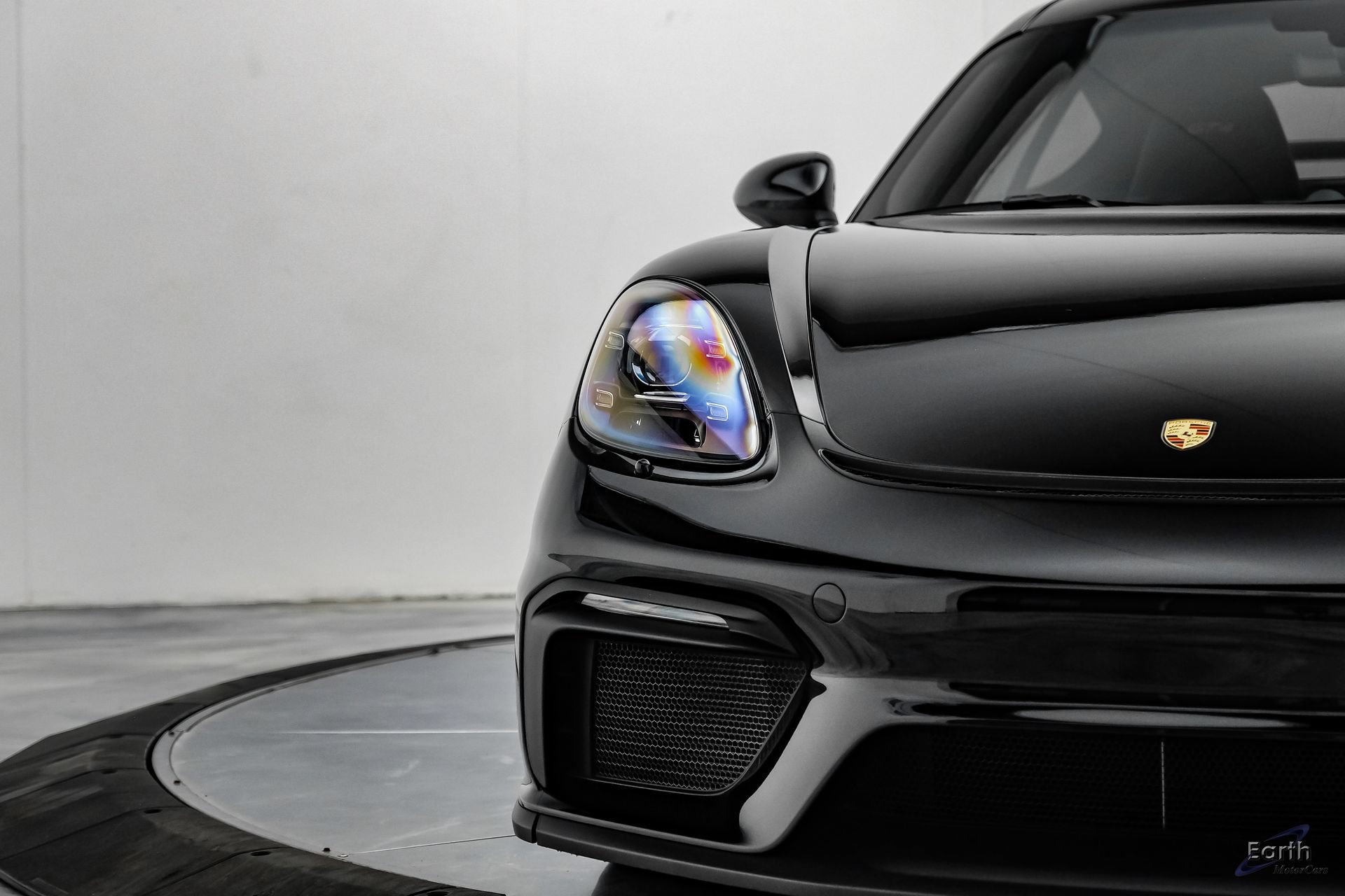 Used 2021 Porsche 718 Cayman GT4 RWD image 34