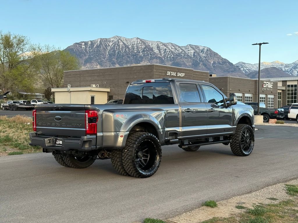 Used 2026 Ford F350 Lariat AWD/4WD image 9