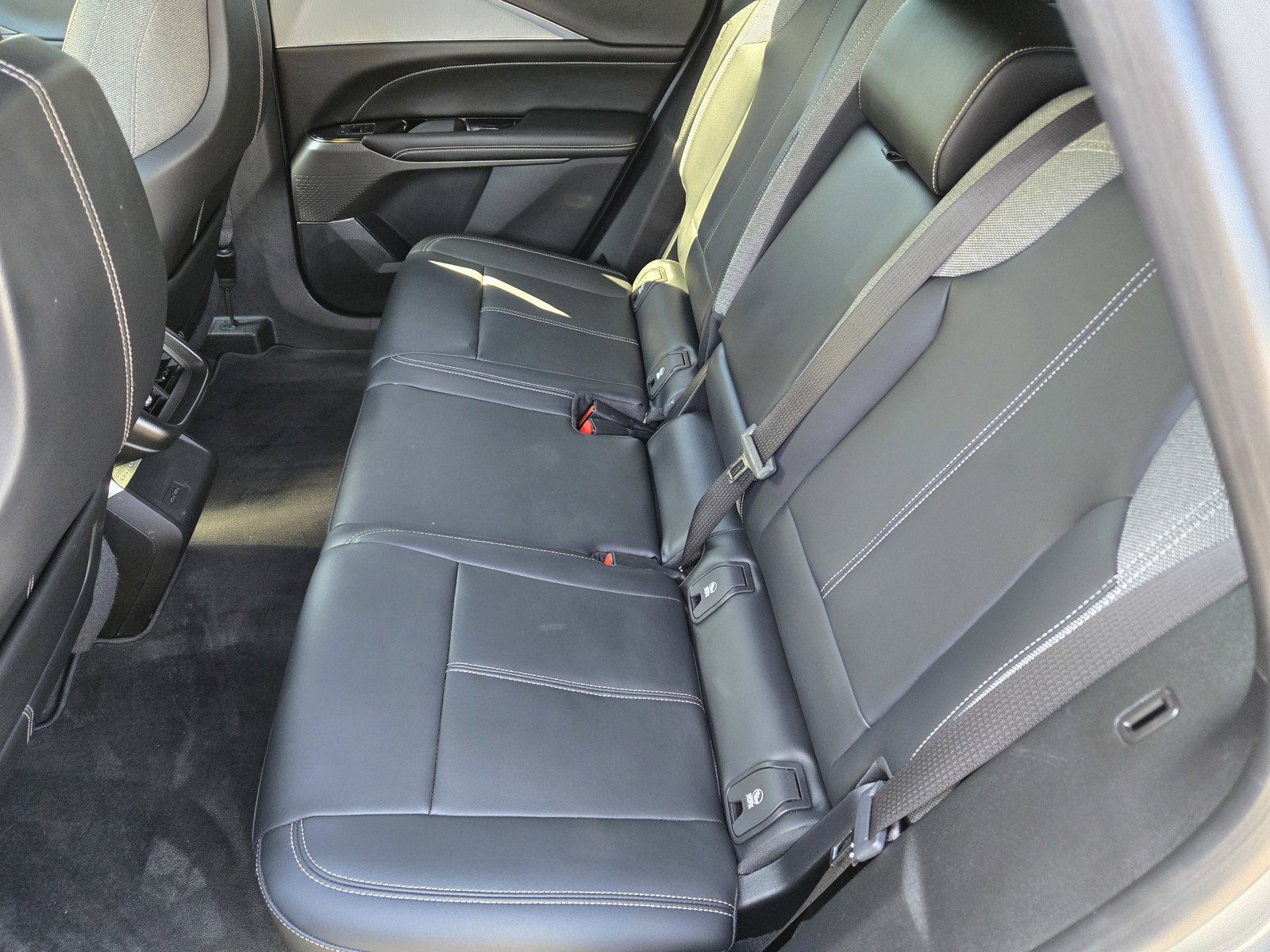 Certified 2024 Cadillac Lyriq Tech AWD/4WD image 10