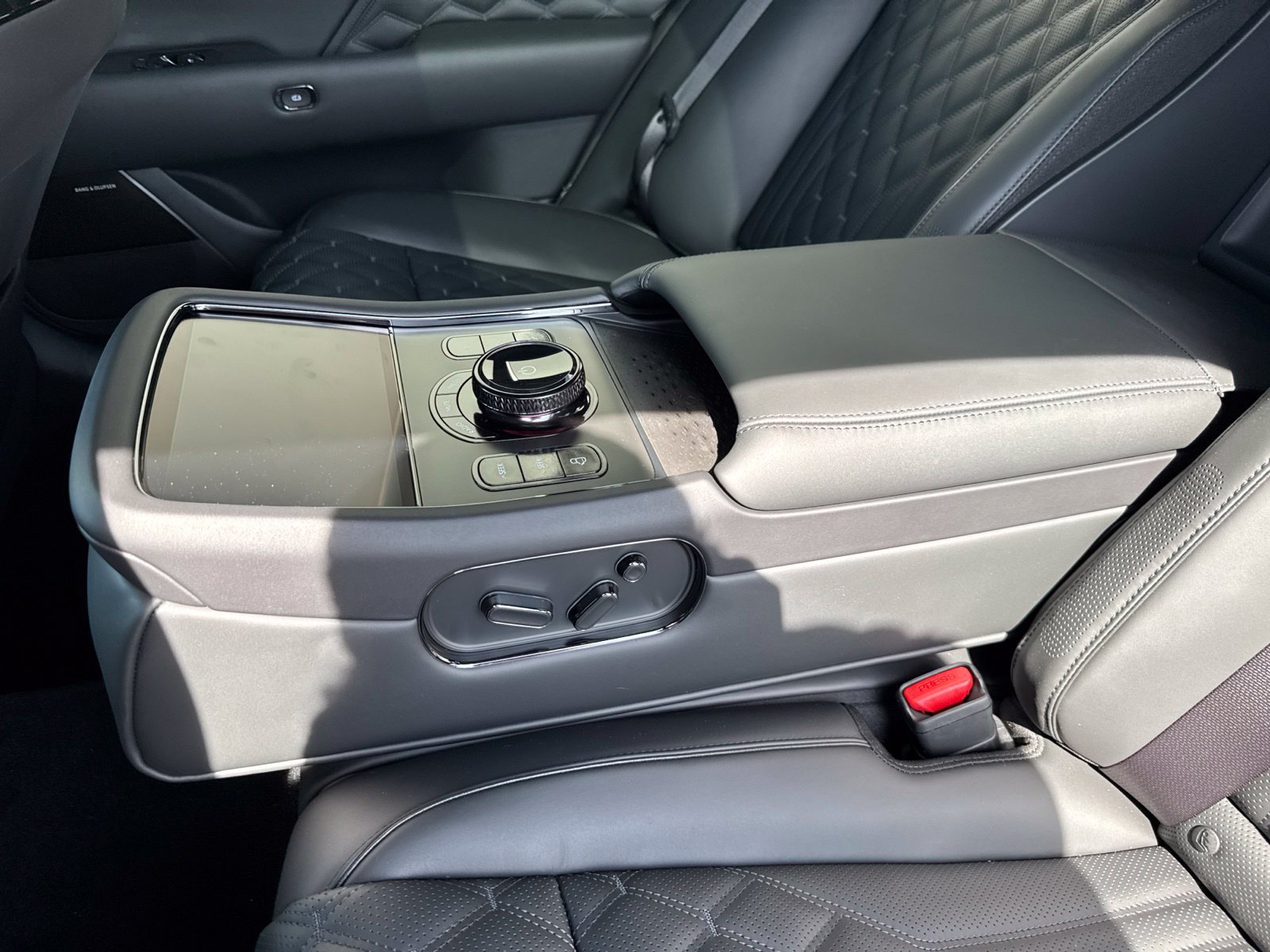 New 2026 Genesis G90 3.5T Prestige AWD/4WD image 15