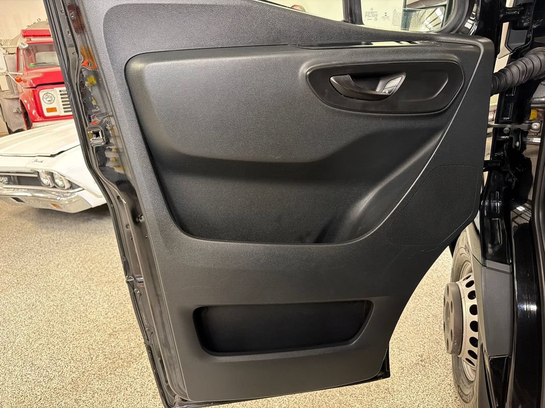 Used 2019 Mercedes-Benz Sprinter 170 Cargo image 28