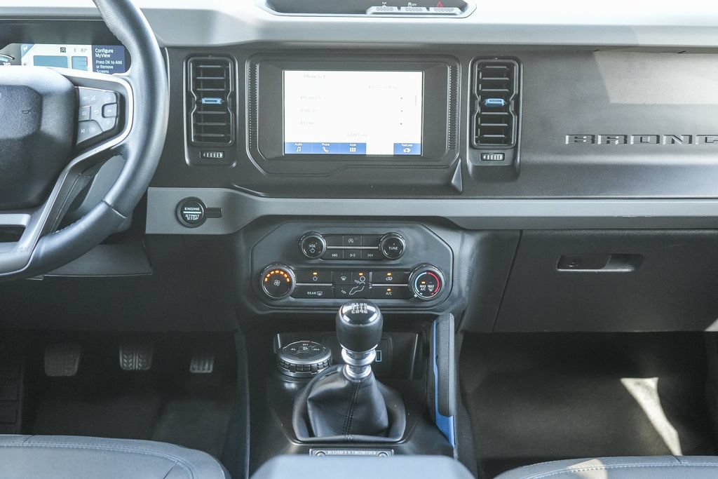 Used 2022 Ford Bronco Black Diamond AWD/4WD image 16