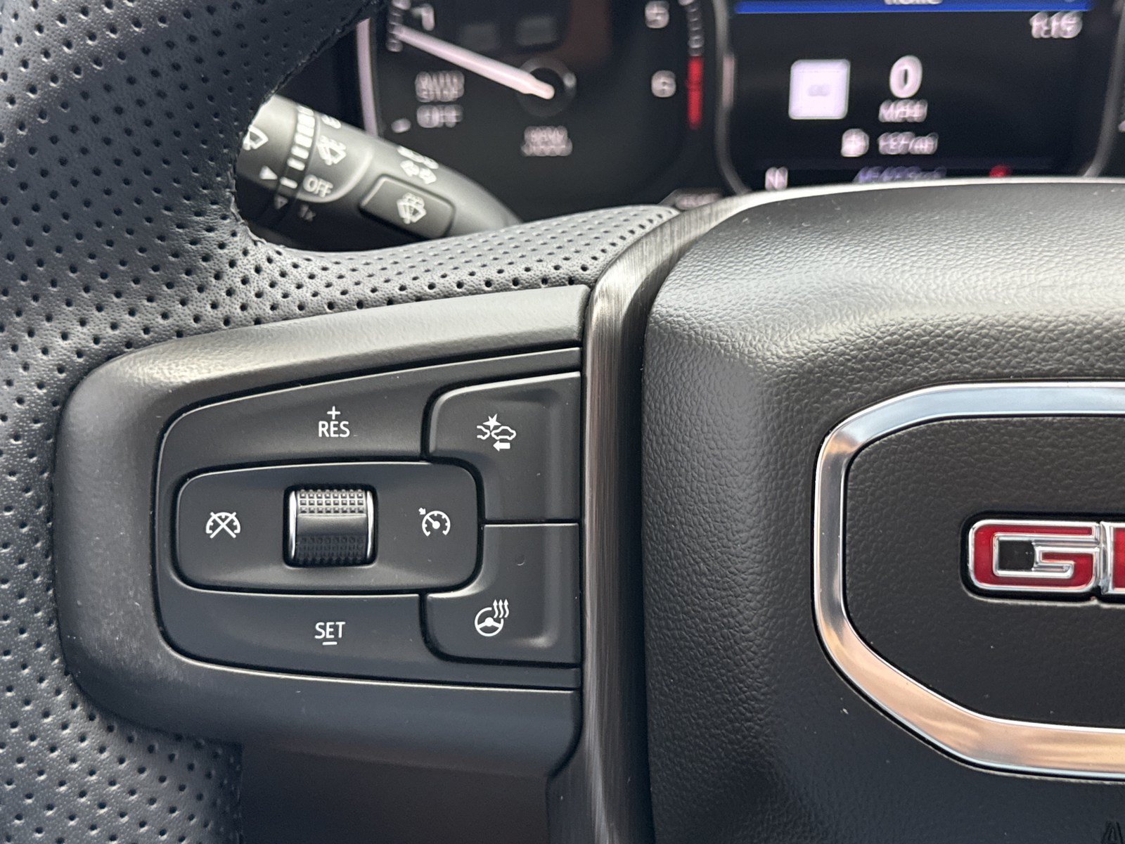 Used 2020 GMC Sierra 1500 AT4 w/ AT4 Premium Package AWD/4WD image 24