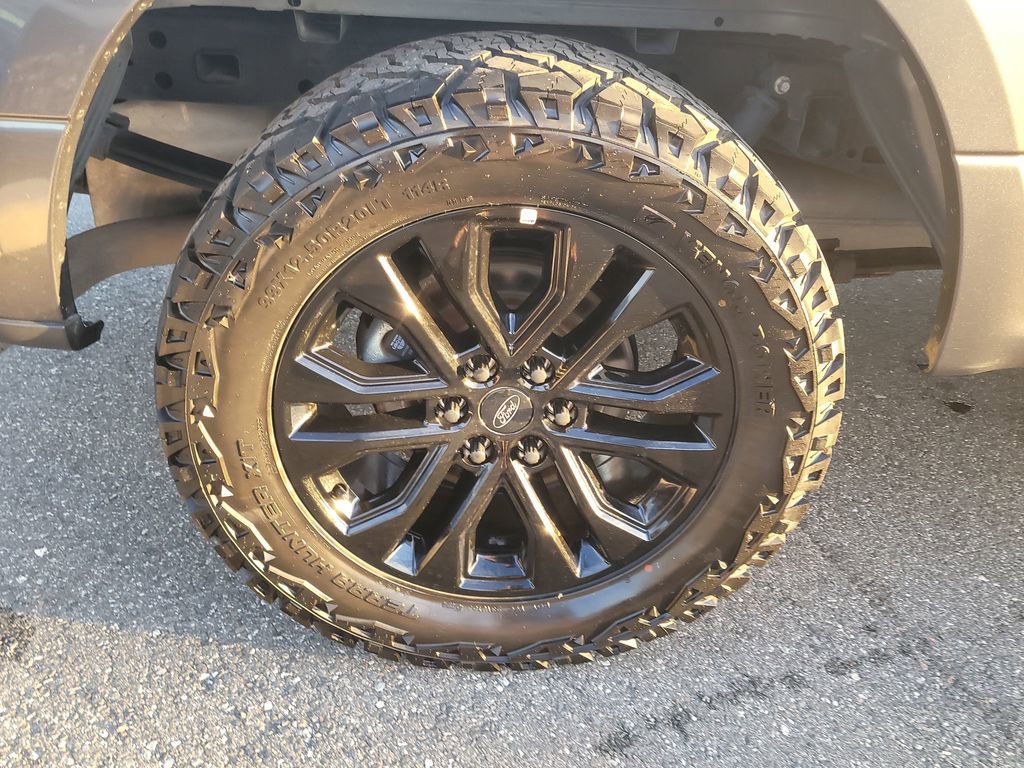 Used 2019 Ford F150 XLT image 5