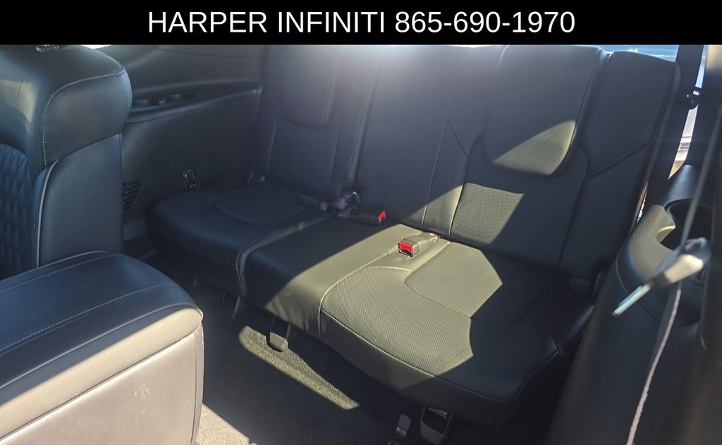 Used 2024 INFINITI QX80 Sensory AWD/4WD image 9
