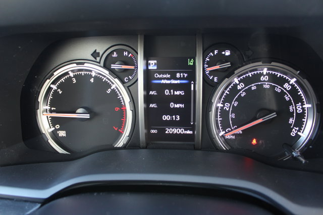 Certified 2024 Toyota 4Runner TRD Off-Road Premium w/ Moonroof Package AWD/4WD image 58