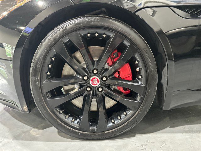 Used 2015 Jaguar F-TYPE S RWD image 8
