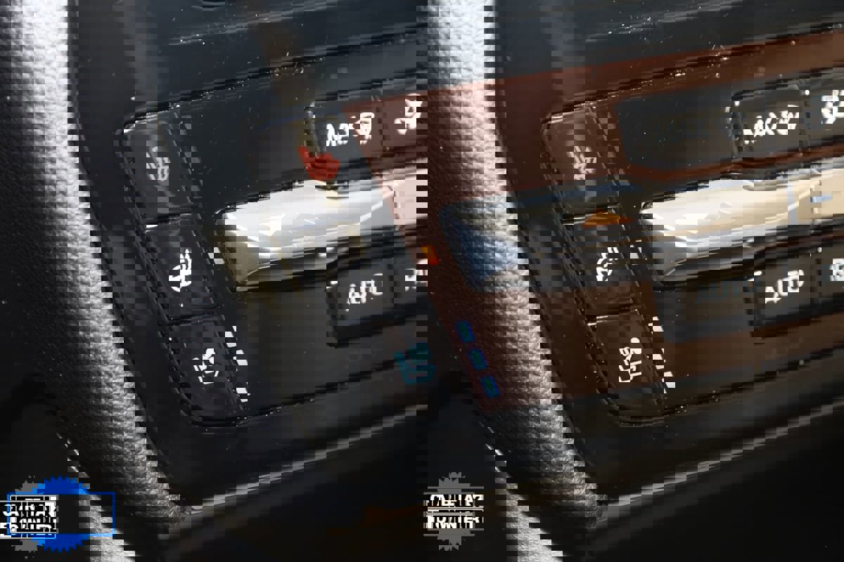 Used 2022 Ford Explorer Limited w/ Hybrid Equipment Group 310A image 8