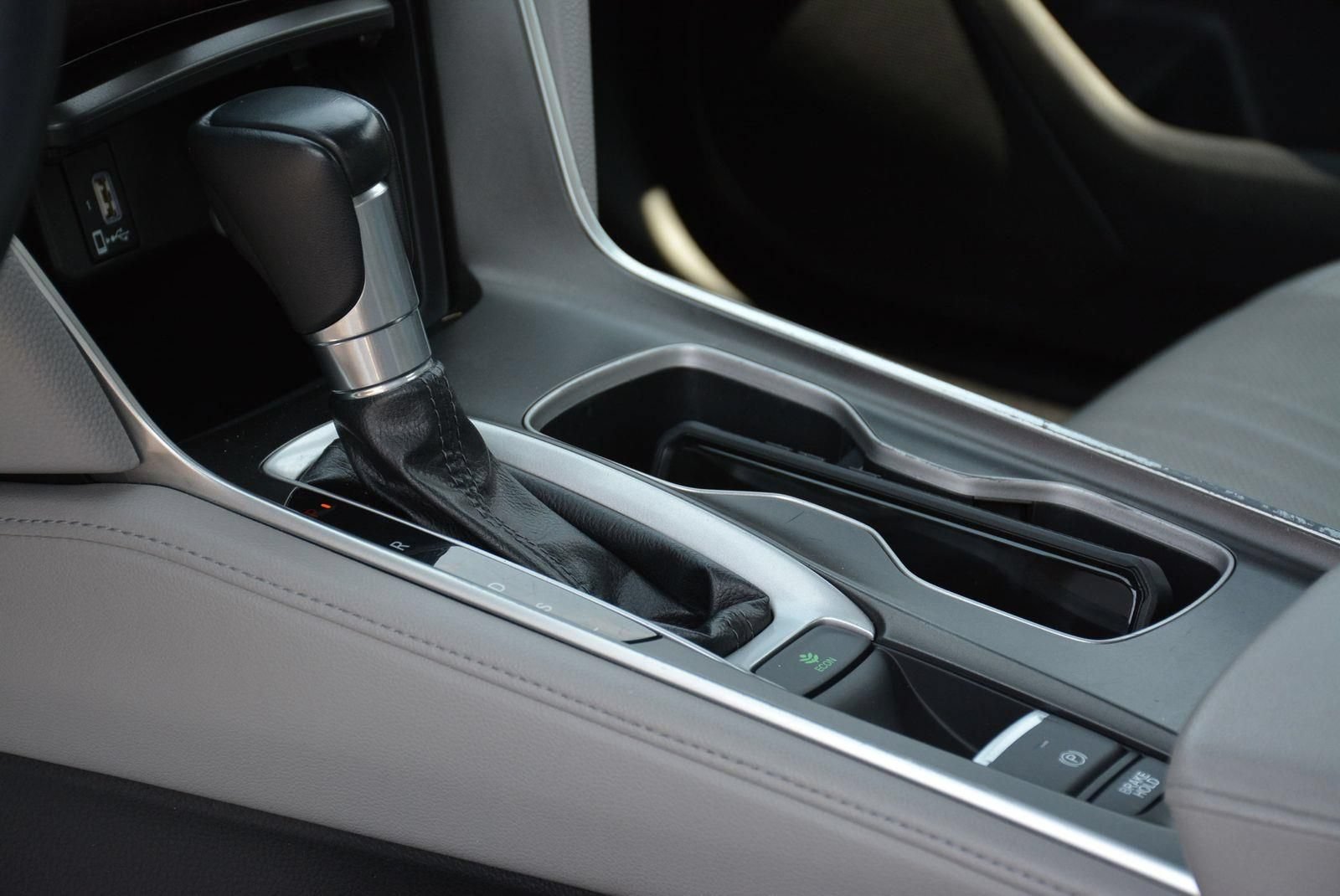 Certified 2019 Honda Accord EX-L image 10