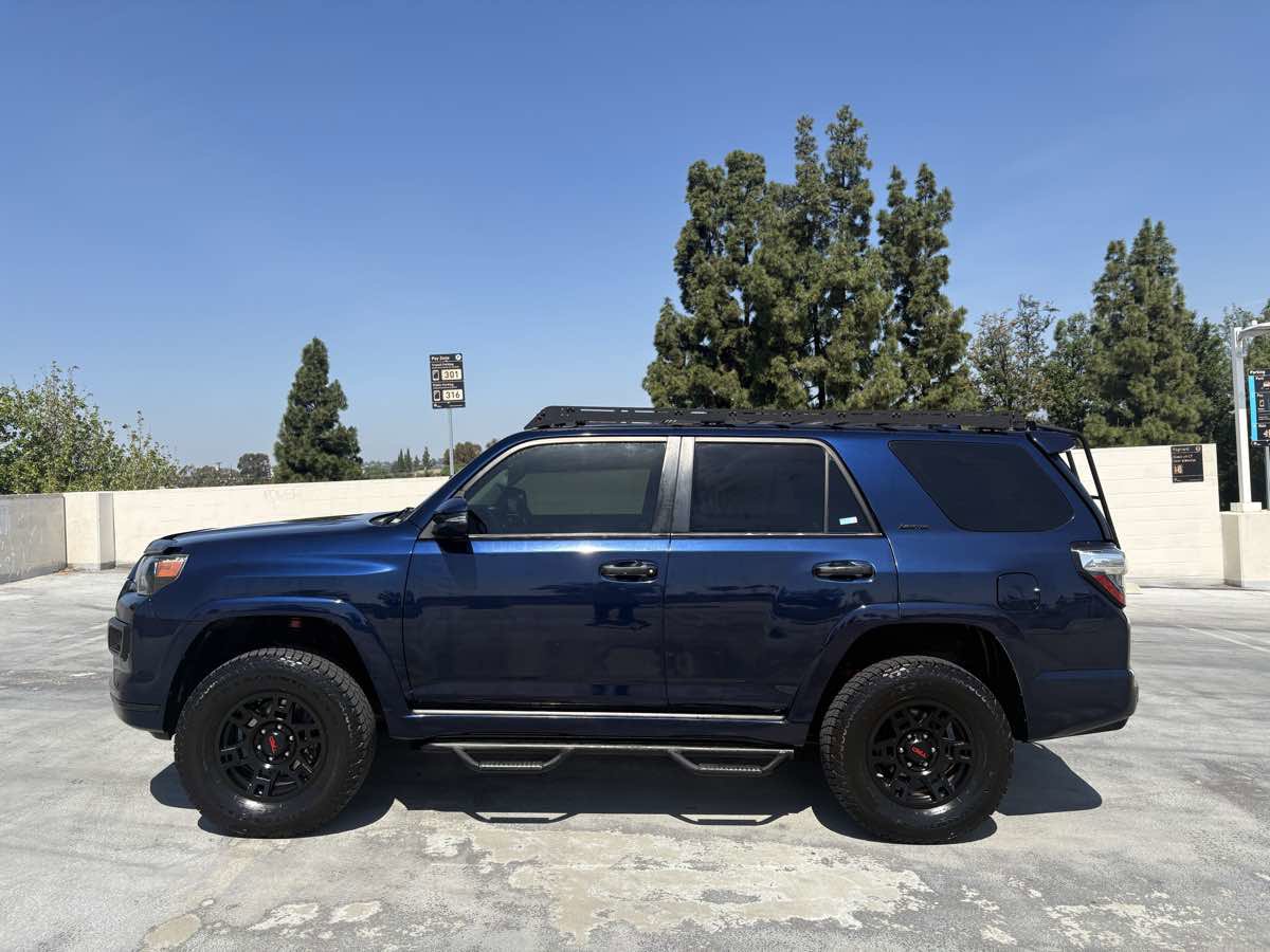 Used 2018 Toyota 4Runner Limited image 8