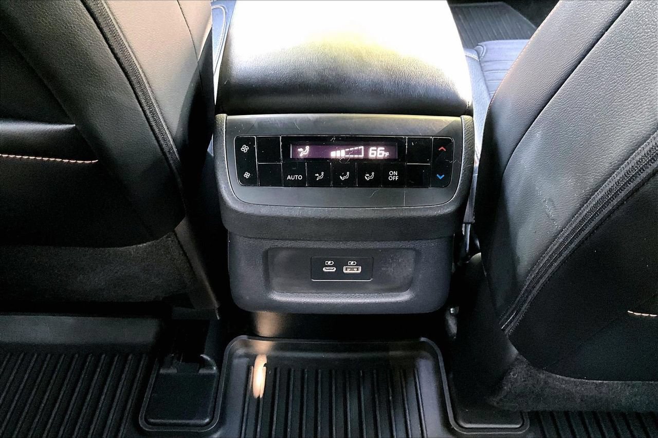 Used 2024 Nissan Pathfinder Rock Creek AWD/4WD image 15
