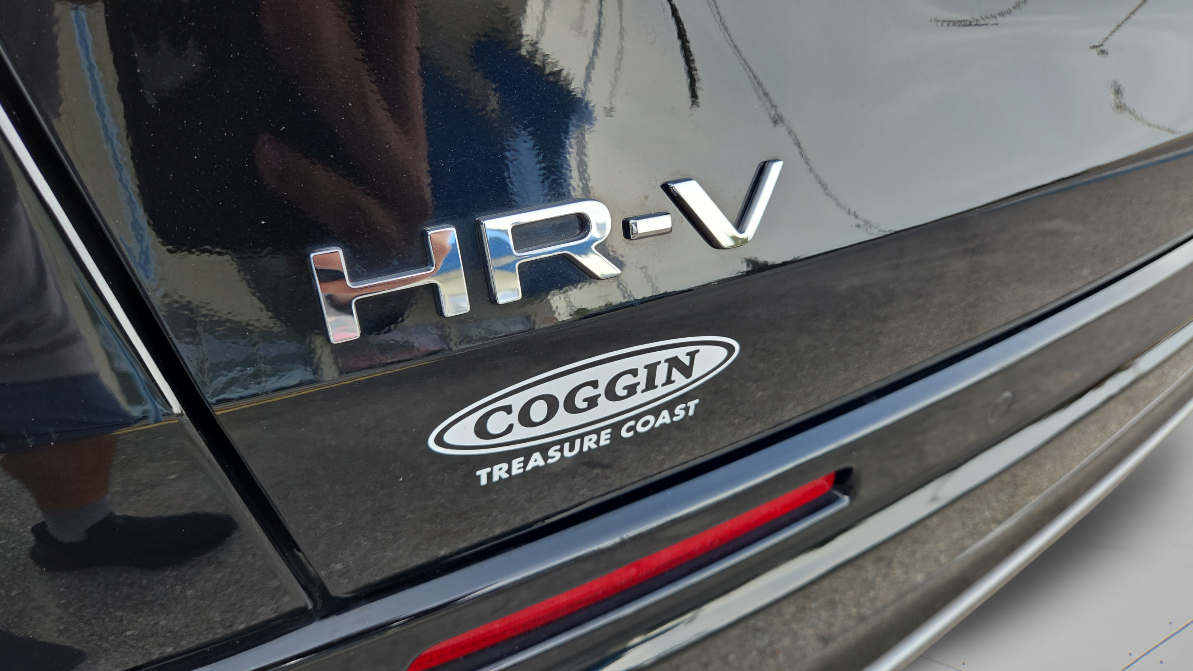 Certified 2025 Honda HR-V EX-L image 36