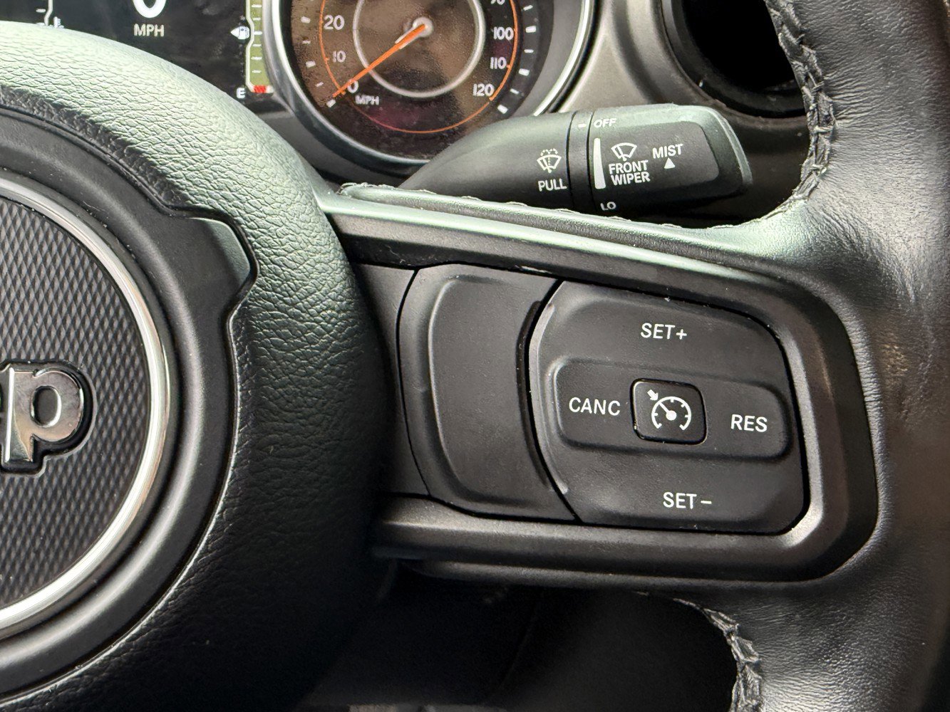 Used 2023 Jeep Wrangler Sport S image 17