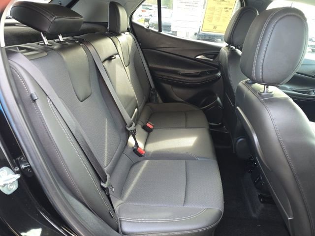 Used 2023 Buick Encore GX Select w/ Sport Touring Package FWD image 41