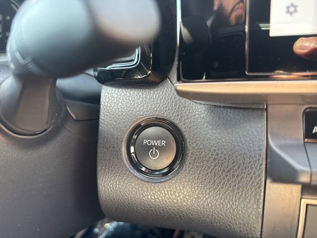 Used 2025 Toyota Camry XSE image 21