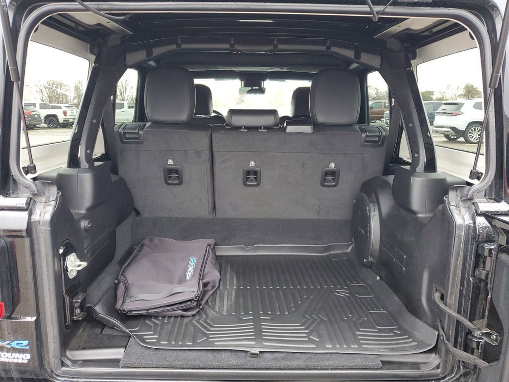 Used 2024 Jeep Wrangler High Altitude image 30