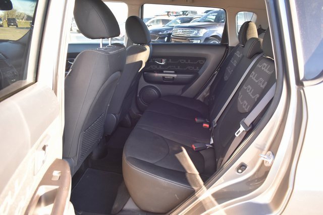 Used 2013 Kia Soul + w/ Audio Pkg image 27