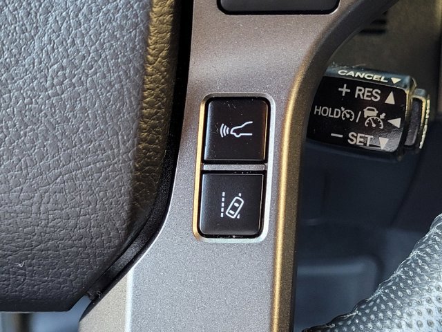 Certified 2021 Toyota Tacoma TRD Off-Road w/ Technology Package AWD/4WD image 31