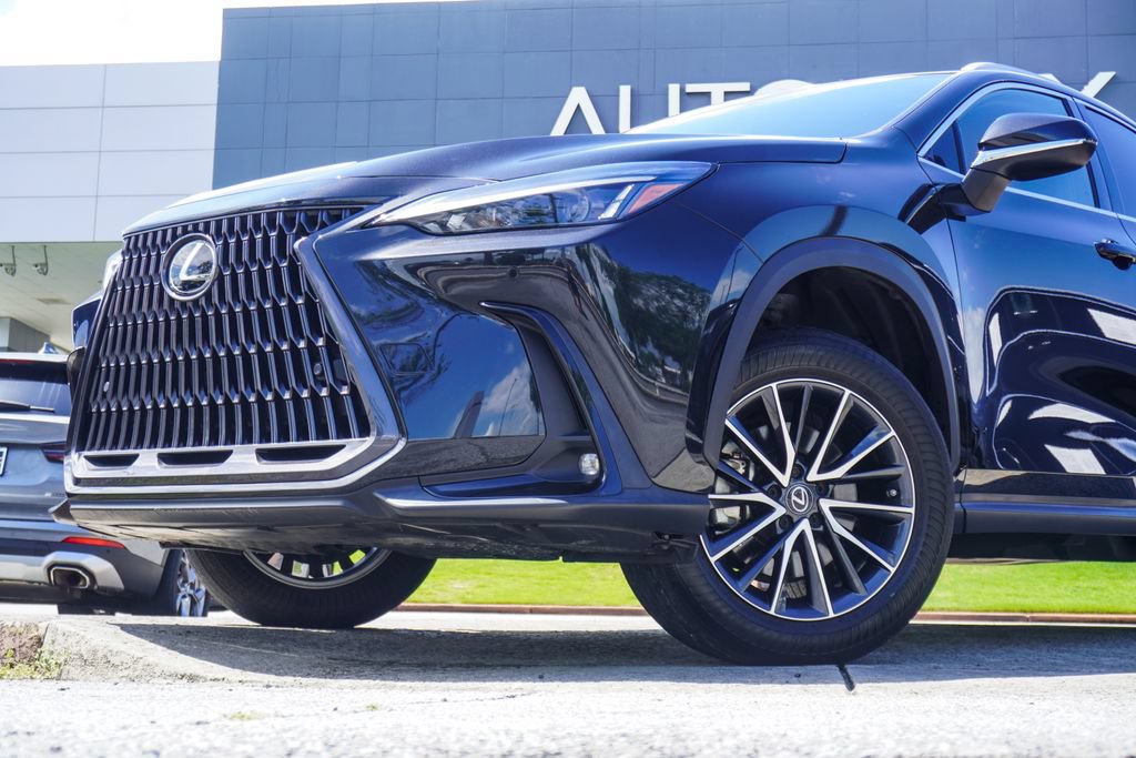 Used 2023 Lexus NX 350 AWD image 2