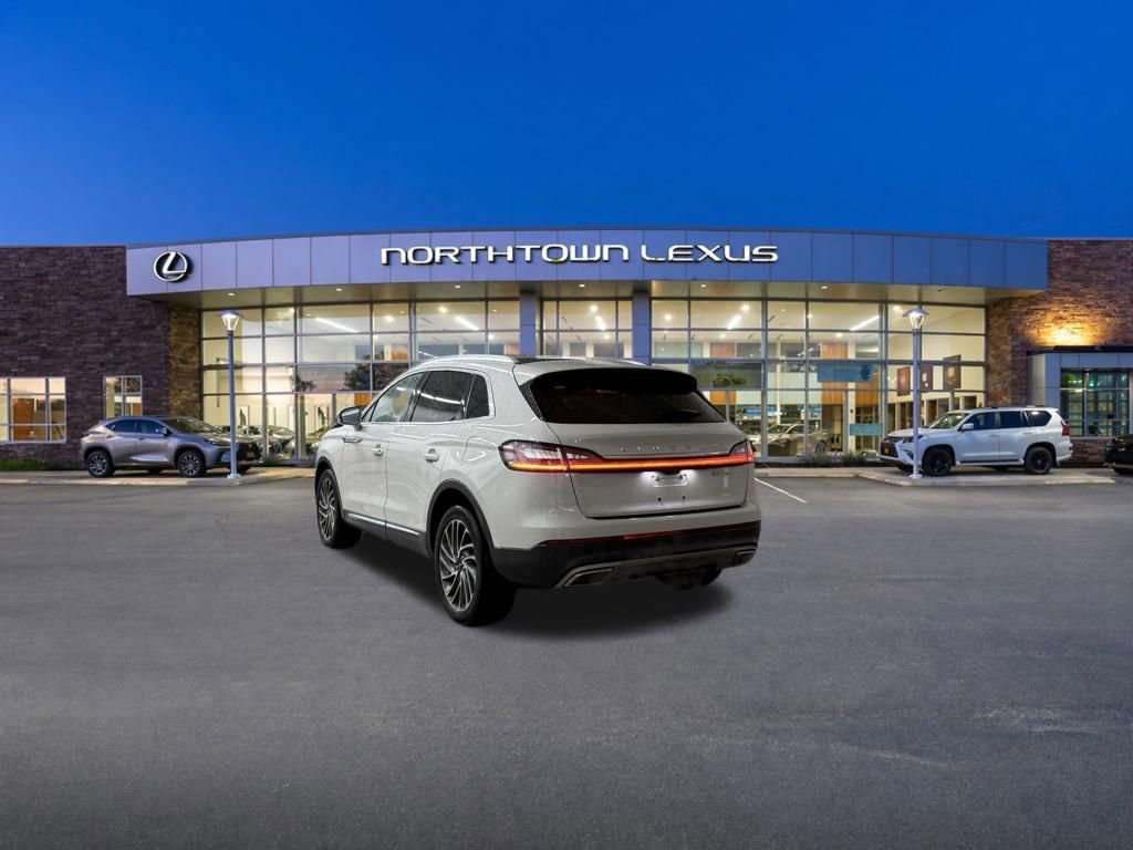 Used 2020 Lincoln Nautilus Reserve w/ Cargo Utility Package AWD/4WD image 22