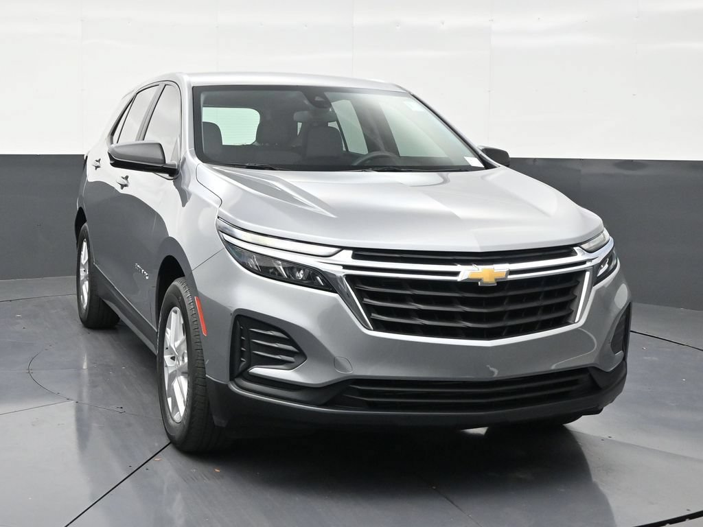 Used 2024 Chevrolet Equinox LS w/ LS Convenience Package FWD image 7