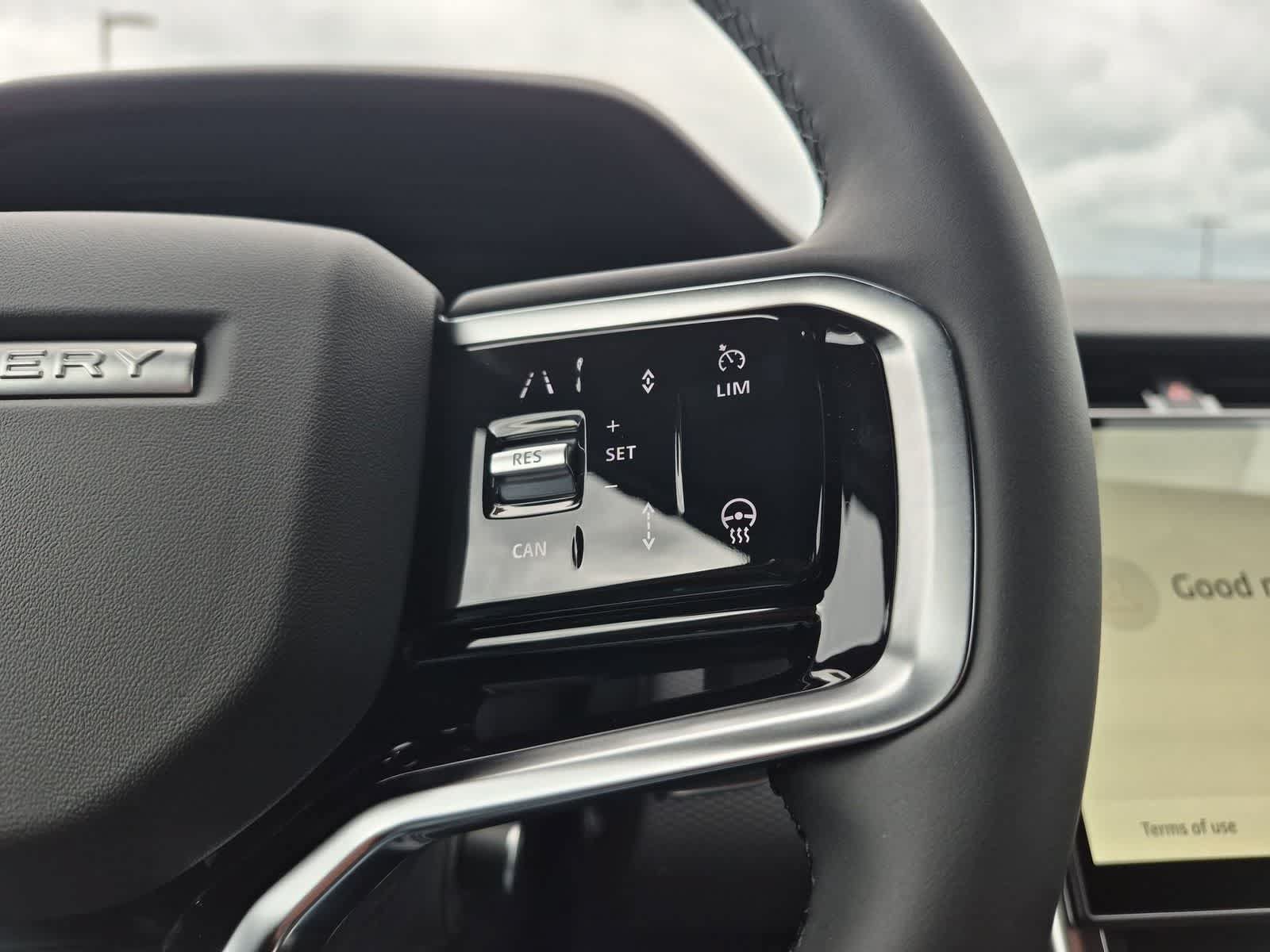 New 2026 Land Rover Discovery Sport Landmark AWD/4WD image 25