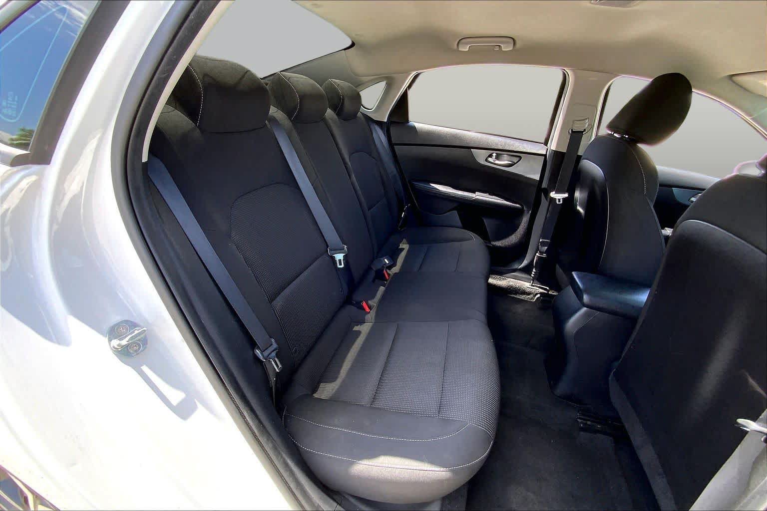 Used 2021 Kia Forte LXS FWD image 19