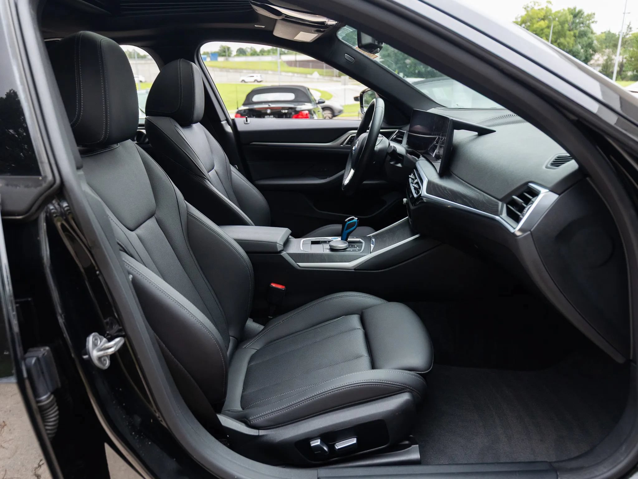 Used 2023 BMW i4 eDrive40 w/ Premium Package RWD image 21