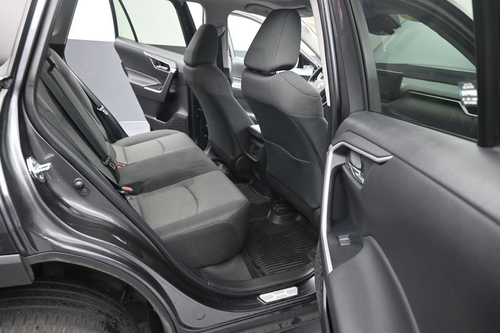 Used 2022 Toyota RAV4 XLE w/ Convenience Package AWD/4WD image 24