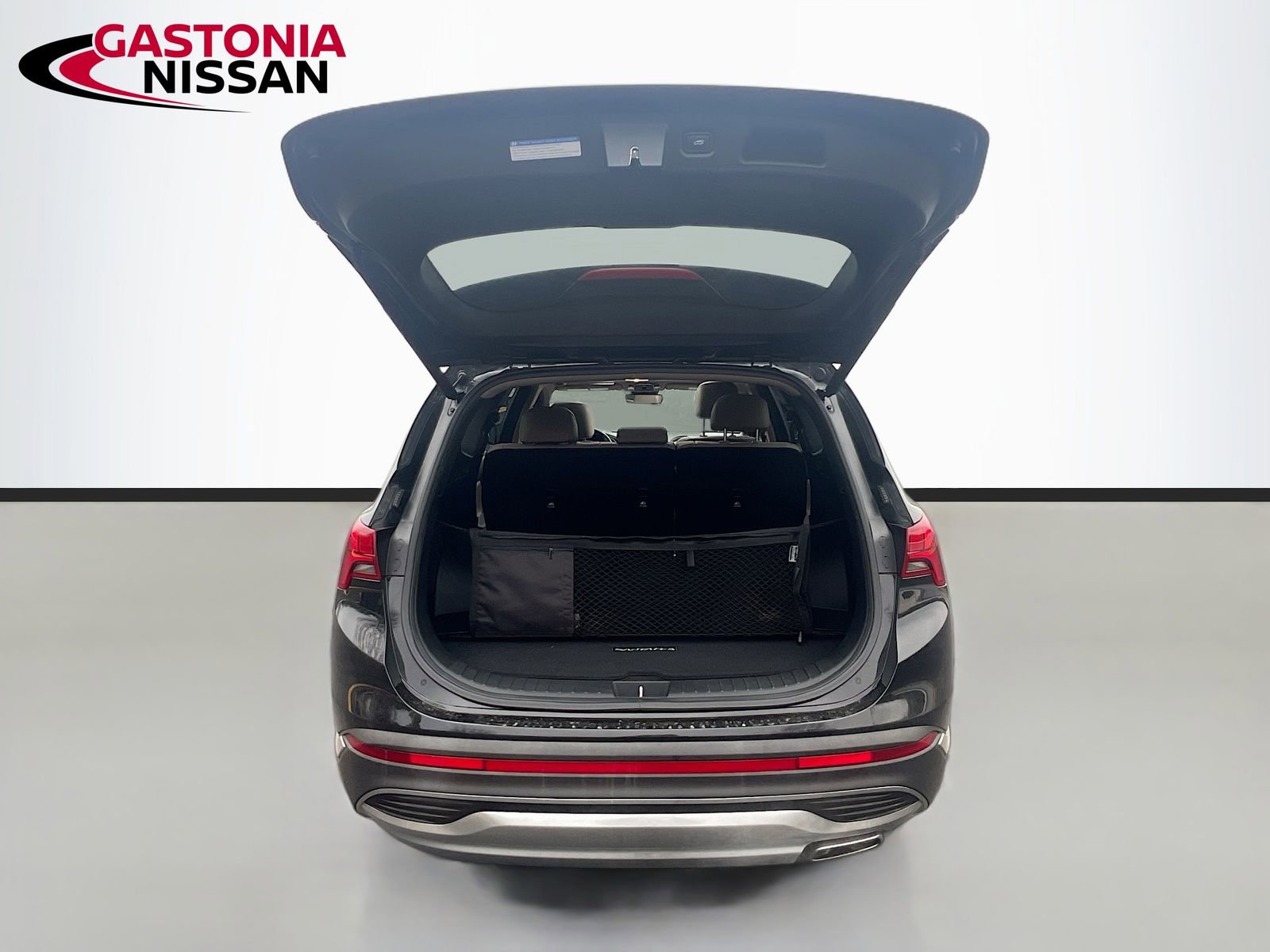 Used 2023 Hyundai Santa Fe SEL w/ Premium Package image 40