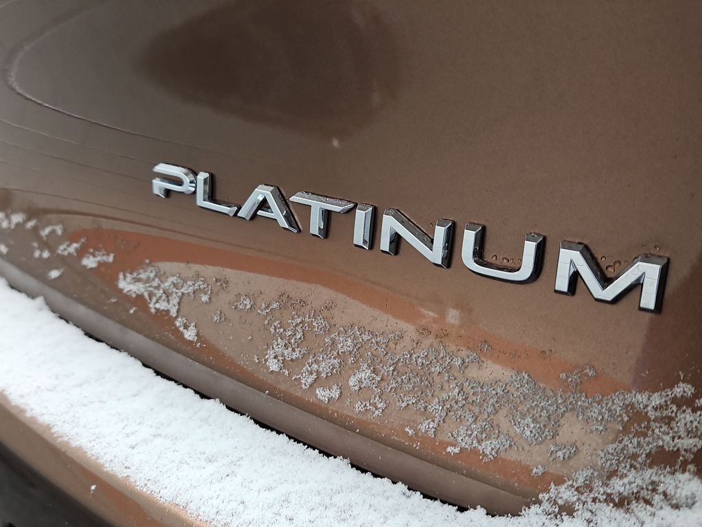 New 2026 Toyota Crown Platinum image 9